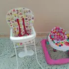 للبيع مشاية اطفال مع طرييزة طعام السعر شامل التوصيل