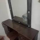 غرفة نوم مع دولاب اضافي