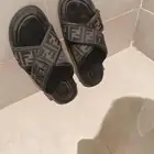 فيندي حذاء رجالي اصلي مقاس 44