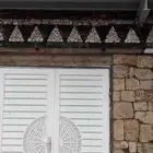 معلم حجر وتلبيس جميع انواع الحجر وتظبيط ممرات وحدائق وجهات م