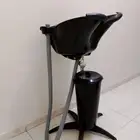 مكنسة كهربائية مغسلة حلاق