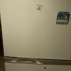 ثلاجة توشيبا للبيع ومكيف شباك