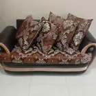 كنبايه وحده لون بني