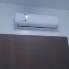 مكيف سبلت ماندو(2 طن) مع الضمان والفاتورة