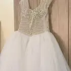 فستان زفاف مستعمل