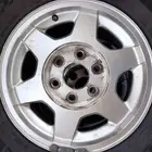 للبيع جنوط نطيف حق وانيت 6 مسمار مقاس 16لتواصل