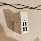 فيش شاحن رباعي من شركه انكر