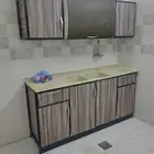 مغسله ودولاب مطبخ صغير