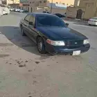 فورد فكتوريا أمريكي 1999 نظيف ماشي 319569 اللون كحلي مفحوص