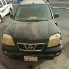 سياره نيسان