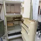 ثلاجة كبيرة دورين حلو يحتاج لها صيانه او تنباع سكراب