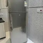 ثلاجه للبيع