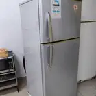 ثلاجة 9 قدم
