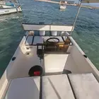 قارب رحلات بحرية