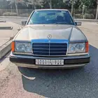 1993 مرسيدس E220