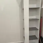 مجموعه اثاث للبيع غرفه نوم وكمودينات وارفف وطاولة شاشه