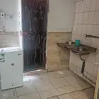 مكيف شباك وغرفه مفروشة