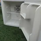 ثلاجة ادويه أو ميكب فقط