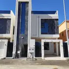 للبيع بحي النهضه احد رفيده روف علوي مع ملحق درج داخلي وخارجي