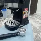 مكينة قهوة جديدة بحالة جيدة