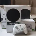 أكس بوكس سيرس اس نظيف جدا جدا للبيع المستعجل للصاملين