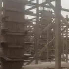 نجار مسلح موجود في الليث