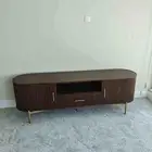 نجار لتصميم وتصنيع وتركيب المطابخ والاثاث المكتبي وغرف النوم