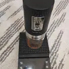 طاحونة قهوة متنقل مع ميزان