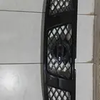 شبك فتك باترول وكاله شرط مافيها شي بس مرشوش اسود فقط
