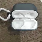 سماعات airpods ابل