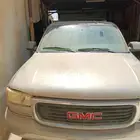 جمس للبيع 2002