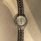 ساعات للبيع