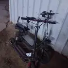 اثنين سكوترات للبيع واحد ابو سله كبير والثاني الوحش