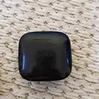 سماعة بيلكن وسماعة شبيهة ابل