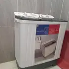 غسالة للبيع 5 كيلو. نظيفة