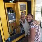 فني كهربائي صيانه وتشطيبات وتقفيل لوحات بور مولدات الديزل