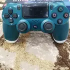 وحدة التحكم اللاسلكية سوني 4