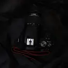 للبيع كاميرا Canon EOS 250D