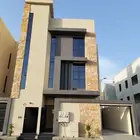 للبيع شقق علويه بسطح خاص بسعر 550 الف بالقرب حديقه المليون