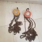 ونش يدوي تبلغ 0.5 طن.