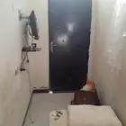 غرفه للايجار الشهري ب 700