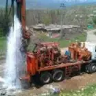 كشف مياه الآبار السطحية والجوفية