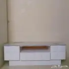 طاوله تلفزيون للبيع