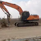 سائق بوكلين خبرة قص جدران حجر شاكوش