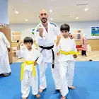 مدرب دفاع عن النفس شخصي