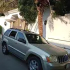 جيب جراند شيروكي 2008