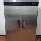 معدات مطاعم نظيفة جدا
