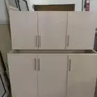 دولاب ثلاثة أبواب للبيع مع المغسله