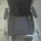 كرسي متحرك