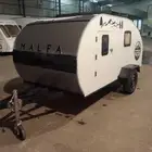 كرفان صغير ( بالتقسيط ) خفيف الوزن مناسب لشخصين